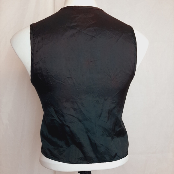 Erica simone floral vest - Picture 2 of 4